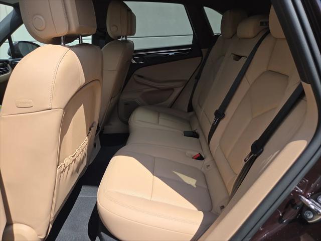 2025 Porsche Macan Macan