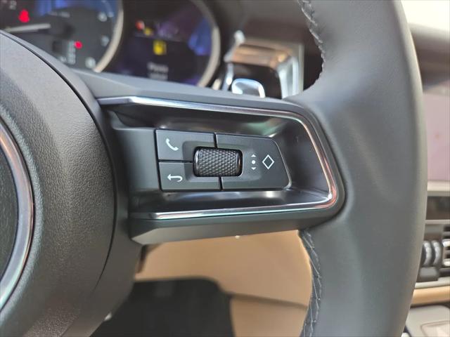 2025 Porsche Macan Macan