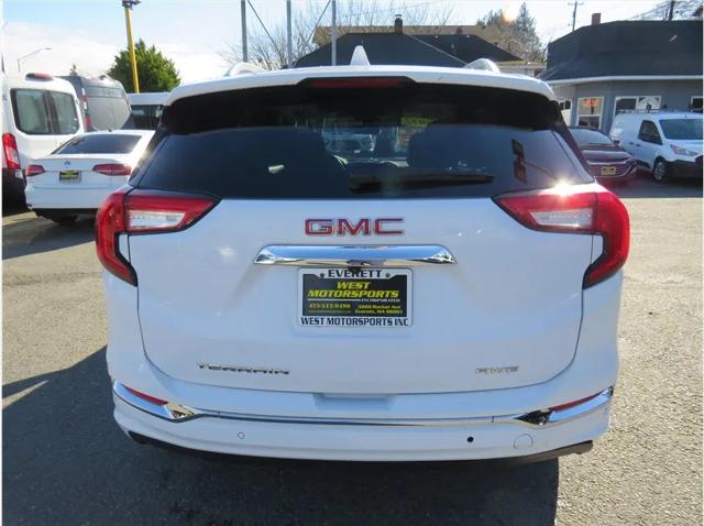 2022 GMC Terrain AWD Denali