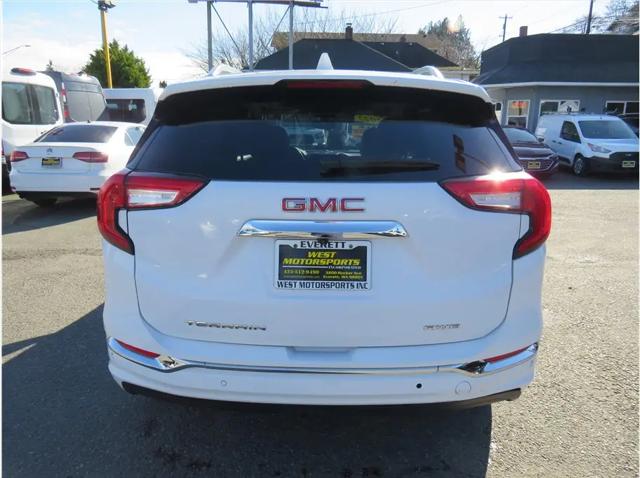 2022 GMC Terrain AWD Denali