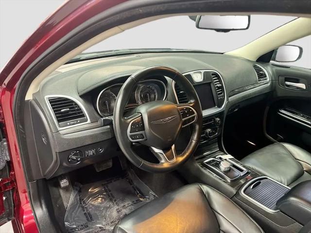 2022 Chrysler 300 Touring L