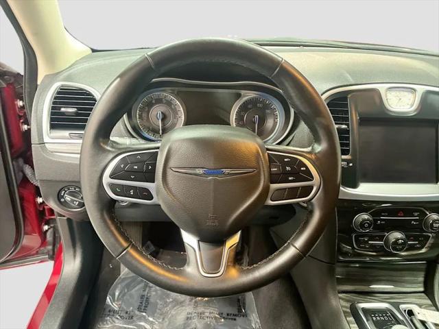 2022 Chrysler 300 Touring L