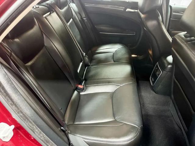 2022 Chrysler 300 Touring L