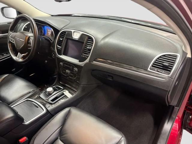 2022 Chrysler 300 Touring L