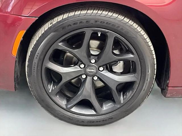 2022 Chrysler 300 Touring L