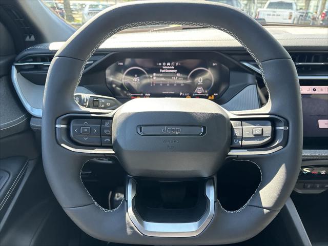 2026 Jeep Cherokee Laredo 4x4