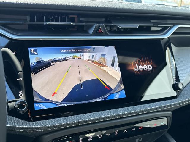 2026 Jeep Cherokee Laredo 4x4