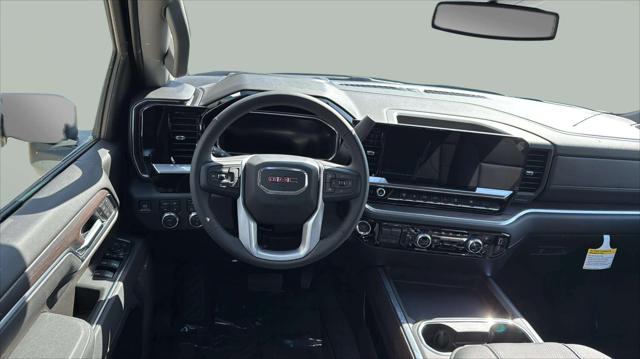 2026 GMC Sierra 2500HD Crew Cab, Standard Bed, SLT, 4WD