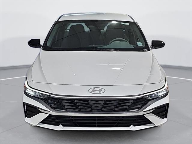 2026 Hyundai Elantra Hybrid SEL Sport