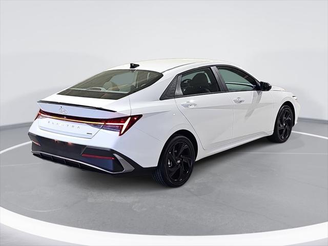 2026 Hyundai Elantra Hybrid SEL Sport