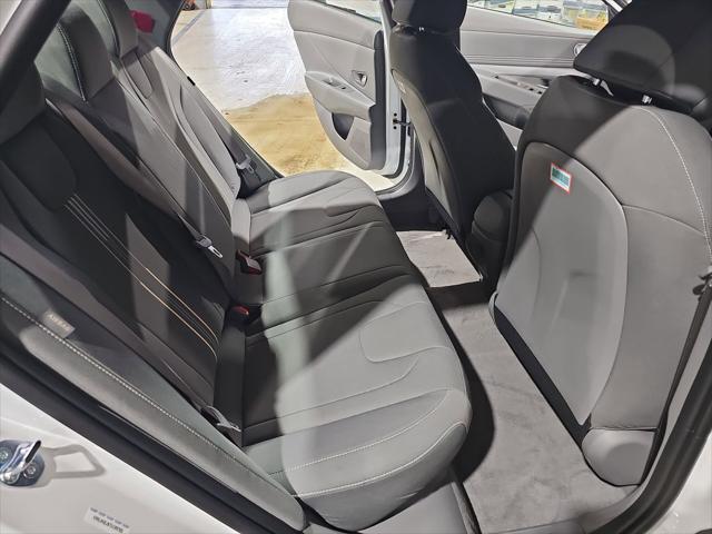 2026 Hyundai Elantra Hybrid SEL Sport