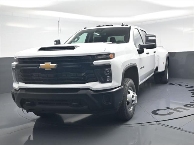 2026 Chevrolet Silverado 3500HD Crew Cab, Long Bed, WT Dual Rear Wheel, RWD