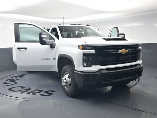 2026 Chevrolet Silverado 3500HD Crew Cab, Long Bed, WT Dual Rear Wheel, RWD