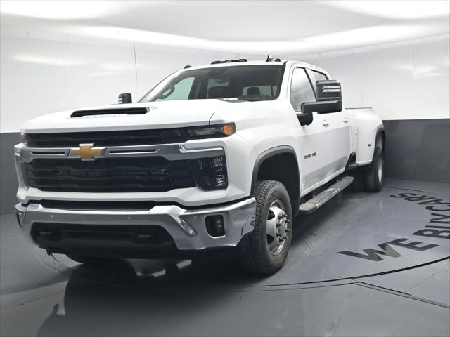 2026 Chevrolet Silverado 3500HD Crew Cab, Long Bed, LT Dual Rear Wheel, RWD