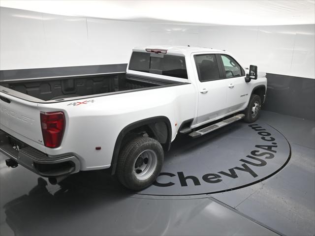 2026 Chevrolet Silverado 3500HD Crew Cab, Long Bed, LT Dual Rear Wheel, RWD