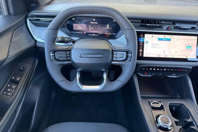 2026 Jeep Cherokee Laredo 4x4