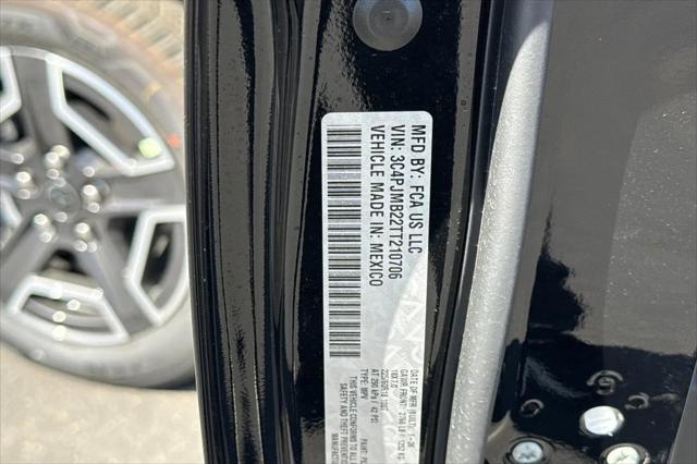2026 Jeep Cherokee Laredo 4x4