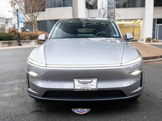 2026 Tesla Model Y Rear-Wheel Drive