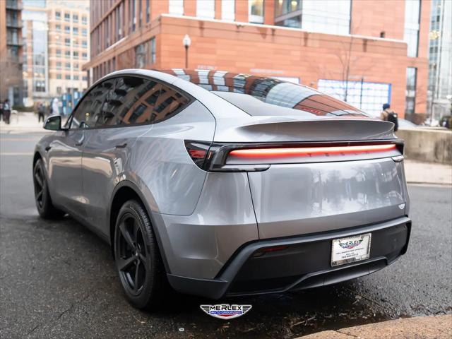 2026 Tesla Model Y Rear-Wheel Drive