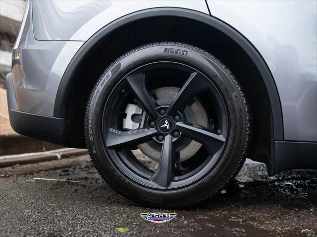 2026 Tesla Model Y Rear-Wheel Drive