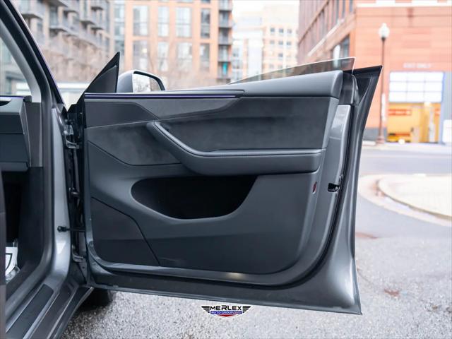 2026 Tesla Model Y Rear-Wheel Drive