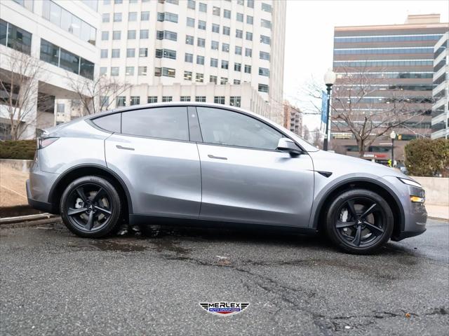 2026 Tesla Model Y Rear-Wheel Drive