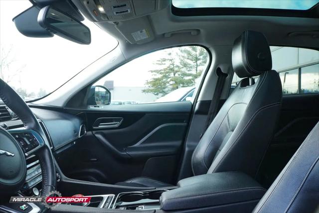 2017 Jaguar F-PACE 35t R-Sport