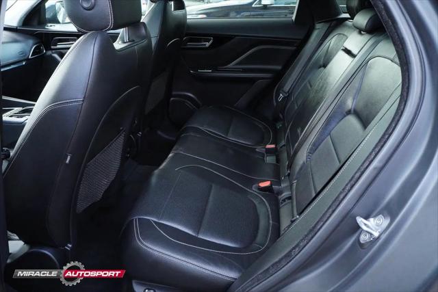 2017 Jaguar F-PACE 35t R-Sport