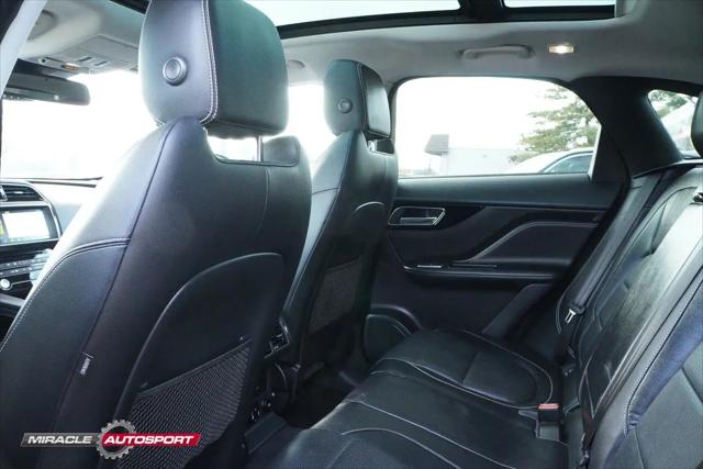 2017 Jaguar F-PACE 35t R-Sport