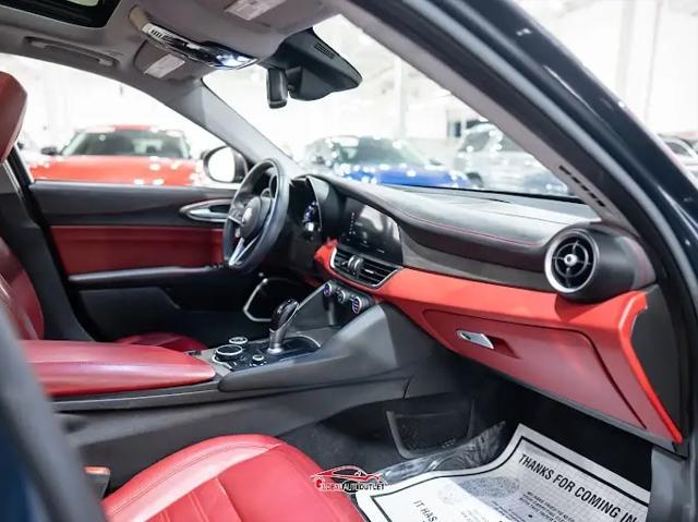 2019 Alfa Romeo Giulia Ti Lusso RWD