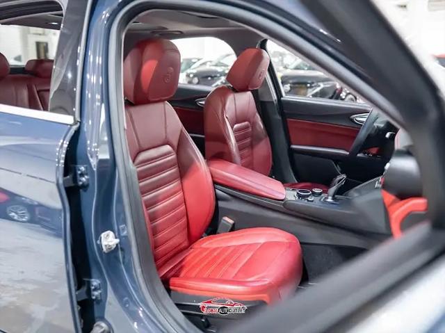 2019 Alfa Romeo Giulia Ti Lusso RWD