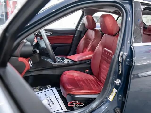 2019 Alfa Romeo Giulia Ti Lusso RWD