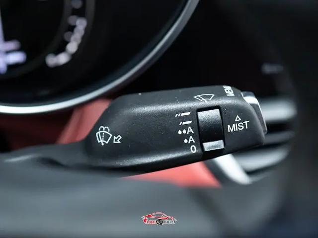 2019 Alfa Romeo Giulia Ti Lusso RWD