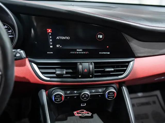 2019 Alfa Romeo Giulia Ti Lusso RWD