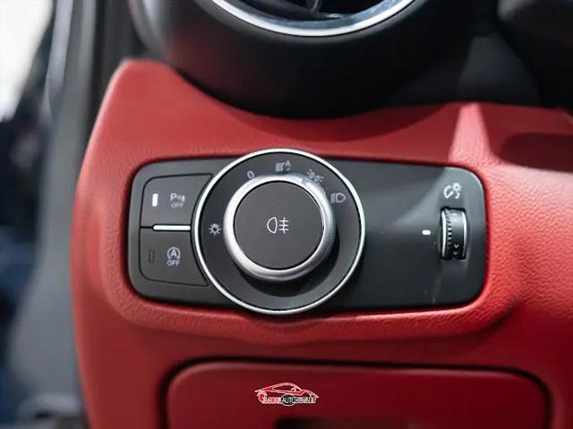 2019 Alfa Romeo Giulia Ti Lusso RWD