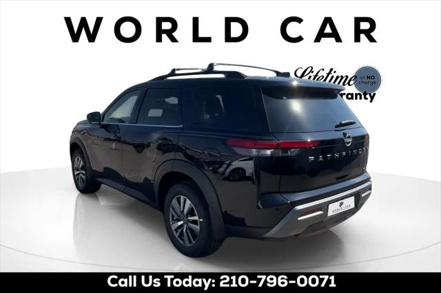 2026 Nissan Pathfinder SL