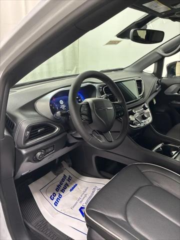 2026 Chrysler Pacifica Limited AWD
