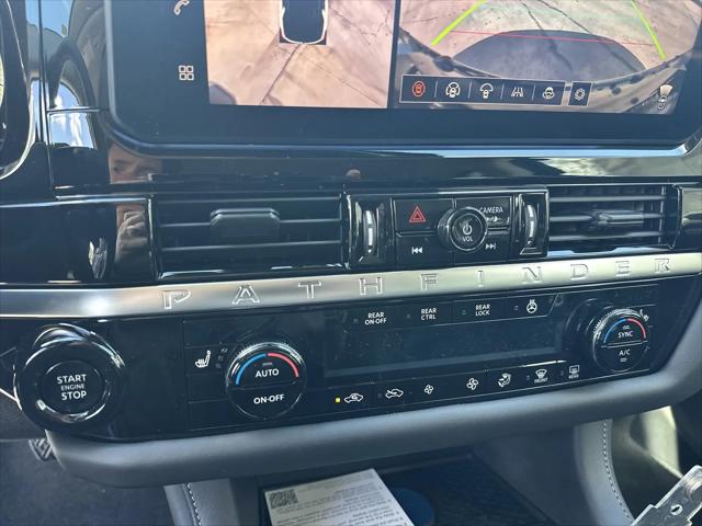 2026 Nissan Pathfinder SL