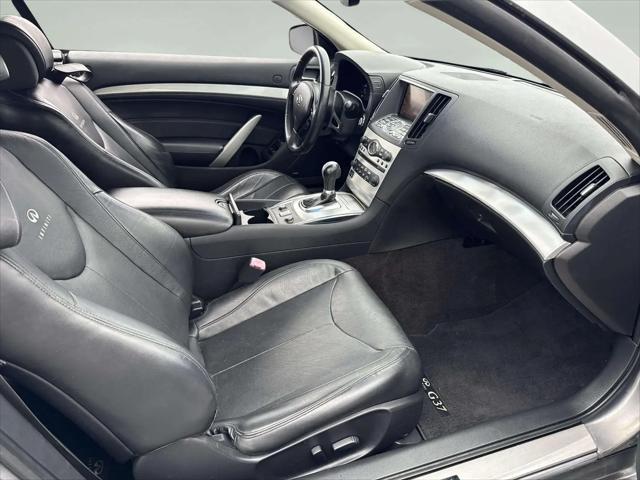 2011 INFINITI G37 G37