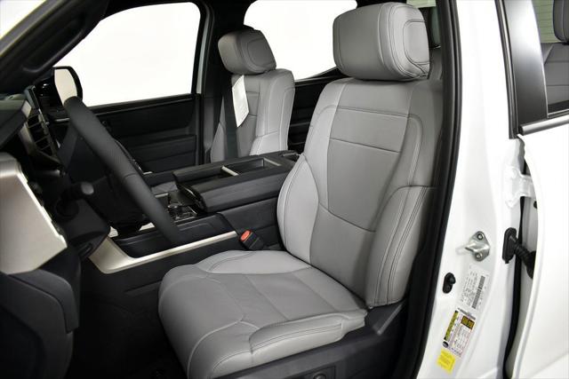 2026 Toyota Tundra SR5 CrewMax 5.5' Bed
