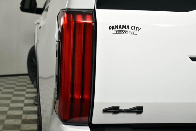 2026 Toyota Tundra SR5 CrewMax 5.5' Bed