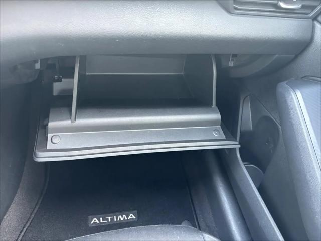 2022 Nissan Altima SV FWD