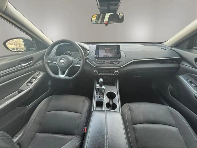 2022 Nissan Altima SV FWD