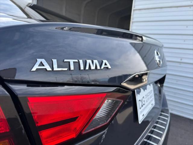2022 Nissan Altima SV FWD