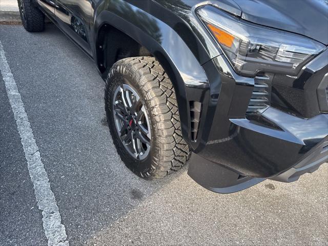 2026 Toyota Tundra SR5 CrewMax 5.5' Bed