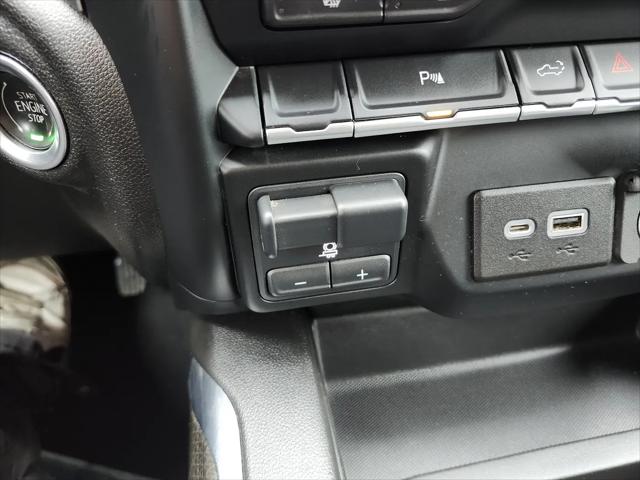 2022 Chevrolet Silverado 1500 4WD Crew Cab Short Bed RST