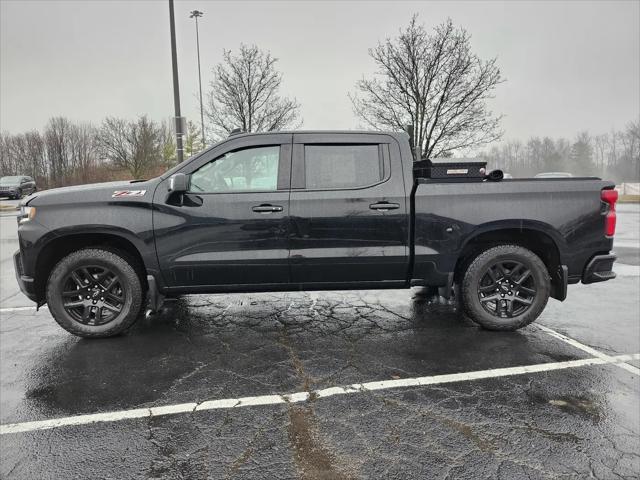 2022 Chevrolet Silverado 1500 4WD Crew Cab Short Bed RST