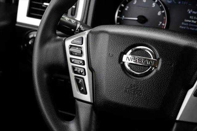 2021 Nissan Titan Crew Cab SV 4x2