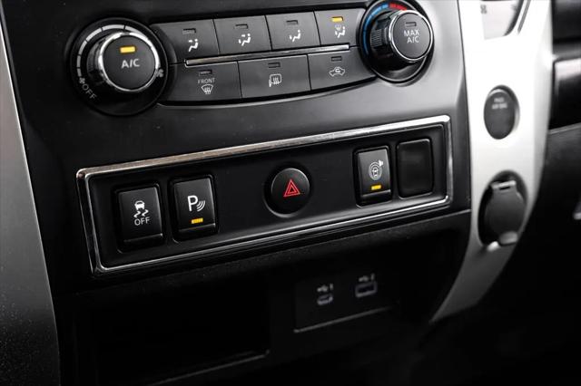 2021 Nissan Titan Crew Cab SV 4x2