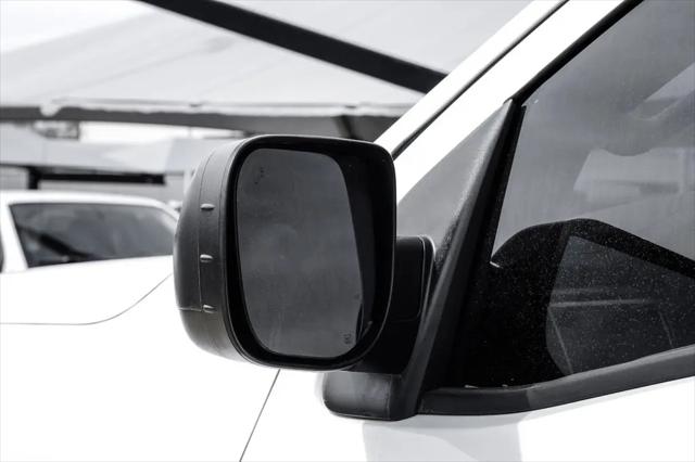 2021 Nissan Titan Crew Cab SV 4x2